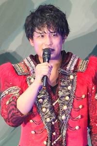 桐山照史