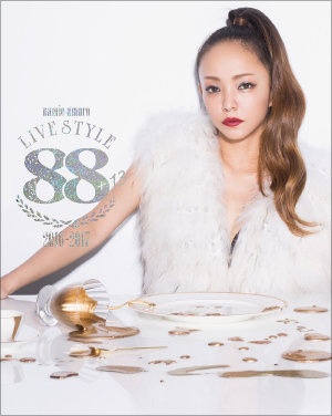 『namie amuro LIVE STYLE 2016-2017』(Dimension Point)