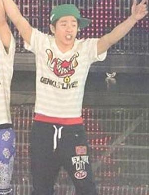 ヒナ、スタッフが怖がってるみたいだよ!