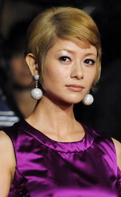 真木よう子