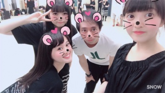 実に楽しそうな舞台稽古ですね/画像:いしだ壱成Twitterより