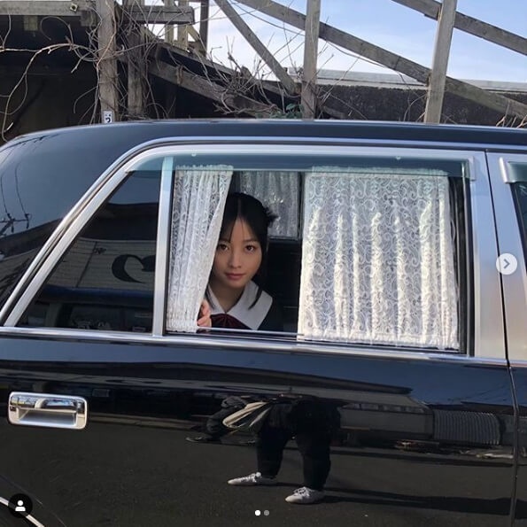 橋本環奈、車の窓から顔を出すオフショットが大反響「これは可愛すぎる！」