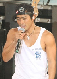 山口達也