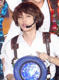 伊野尾慧