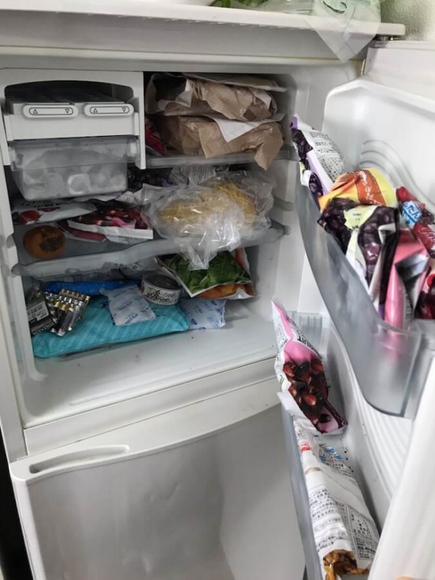 クロちゃんの汚すぎる冷蔵庫にドン引きの声「これはかなり酷い」