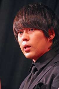 ウーマンラッシュアワー村本大輔