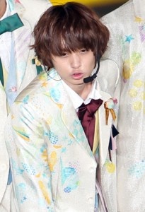 伊野尾慧