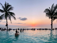 夏休みの旅行、決まった？　エクスペディアおすすめ「今からでも間に合う海外旅行先」とは