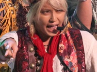 手越祐也