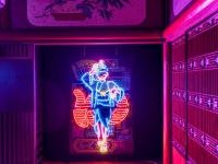 本物のネオンがエモ……昭和を感じるホテル雅叙園東京のレトロな企画展へ