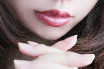 好きで好きで愛おしくて……。女子が寝ている彼にキスした理由3つ！