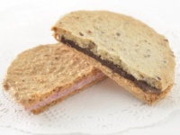 【羽田空港土産】世界のセレブリティたちも驚く!?　新感覚クッキー「HideYamamoto Luxury Selections ダックワーズクッキー」