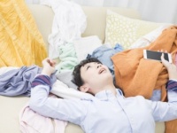 くっさ！　部屋が汚い女性とは結婚できないと答えた男性はなんと●％！
