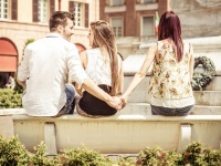 彼には「結婚前提」の彼女が……アラサーが告白するのはアリ？ナシ？