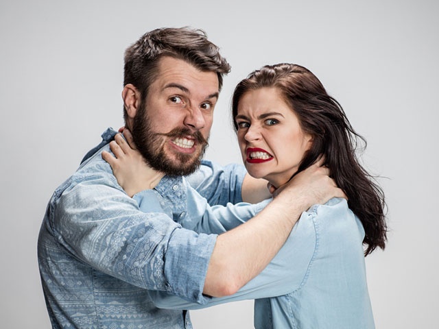 The quarrel men and women.