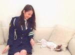 佐々木希が警察官に変身！　露出された美脚に逮捕されたい人が続出