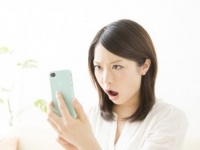 そこに幸せはない？　彼氏のスマホを見た経験のある女性⇒●％