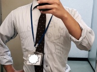 「カニTシャツを着てしまいました」（写真はギター伊藤さん提供。編集部で一部加工）