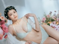⒞『GiRLS by PEACH JOHN』