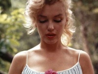 あの海外セレブたちの懐かしく貴重なワンシーンがインスタグラムに続々と集められて公開中！