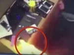 【危険】スマホのバッテリーが爆発…ではなく、火を吹いている！？