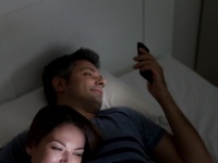 「寝てた」はウソ？　浮気している男子が使いがちな「LINE」での言い訳4選！