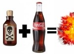 コーラとアルコールを混ぜて火をつけると“◯色の炎”が出るという科学実験