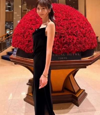 Instagram:ほしのあき(＠akihoshino_official)より