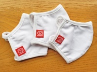 白（画像は公式サイトより）