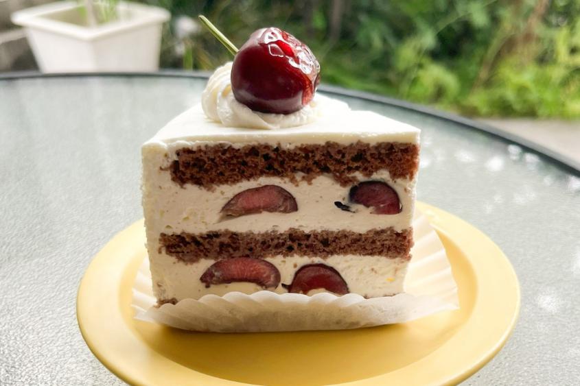おいしいスイーツに癒される♪赤いミトンが目印のオシャレカフェ「Little Mitten BAKE SHOP」