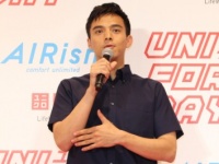満島真之介、「スーツ姿の女性はかっこいい」