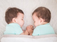 高齢出産は双子ができる確率が高くなるってホント？