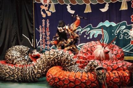 「石見神楽　大蛇（おろち）」　石見神楽東京社中