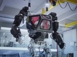 まさにＳＦ！　人が乗り込み操縦できる“二足歩行ロボット”が韓国で開発される
