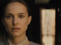 ナタリー・ポートマン製作＆主演『ジェーン』予告編が解禁！ユアン・マクレガーの怪演がスゴすぎて誰だかわからないレベル