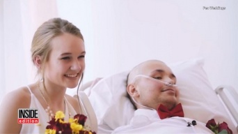 集中治療室で結婚式を挙げた18歳同士のカップルに世界中が感動