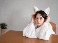 脳波を読み取り自分の精神状態が猫耳の動きでわかる。最新版の猫耳カチューシャが販売開始（ニャン声機能付）