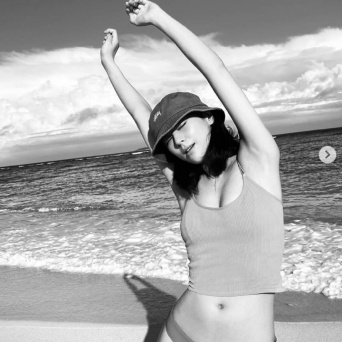 インスタグラム：西内まりや(@mariya_nishiuchi_official)より