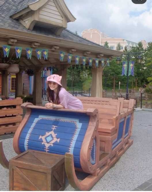 Instagram:白石麻衣(@m.shiraishi.official)より