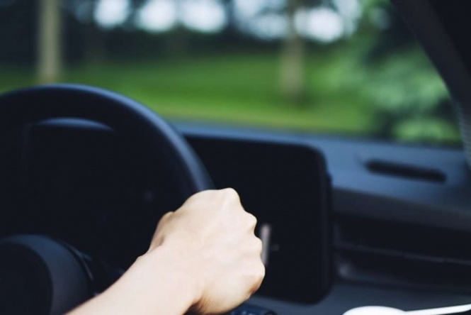 車で友人の家に行った帰りに......（画像はイメージ）