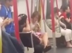【爆音注意】スマホのバッテリー切れで泣き叫ぶ中国人女性