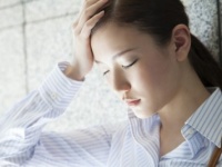 【医師監修】目の疲れによる頭痛の治し方