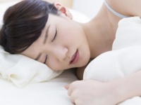 全然眠れないよ～！　寝苦しい夜に快適に寝る方法4つ