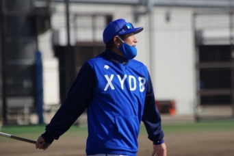 石井琢朗新コーチ
