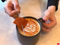 中国のスターバックスが「豚の角煮風味のラテ」を販売、世界中で話題に
