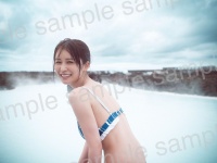 長濱ねる『セカンド写真集』　「美背中ショット」ポスター解禁！　6/10(火)インスタライブ VOL.2配信も決定！！