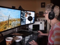 84歳の現役ゲーマーでユーチューバーのおばあさん、誹謗中傷コメントで、実況を一時中止することを発表