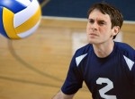 すべて顔面で返すぜ！　バレーボールの試合を顔で制す男が笑撃
