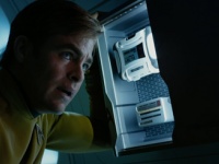 『スター・トレック BEYOND』クリス・パインが新たな謎の敵と戦う迫力の予告編が解禁！現地ファンミも超楽しそうすぎる！！