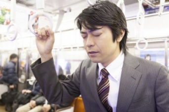 価値は給料のみ!!　「ATM夫」予備軍な男性の特徴・6つ